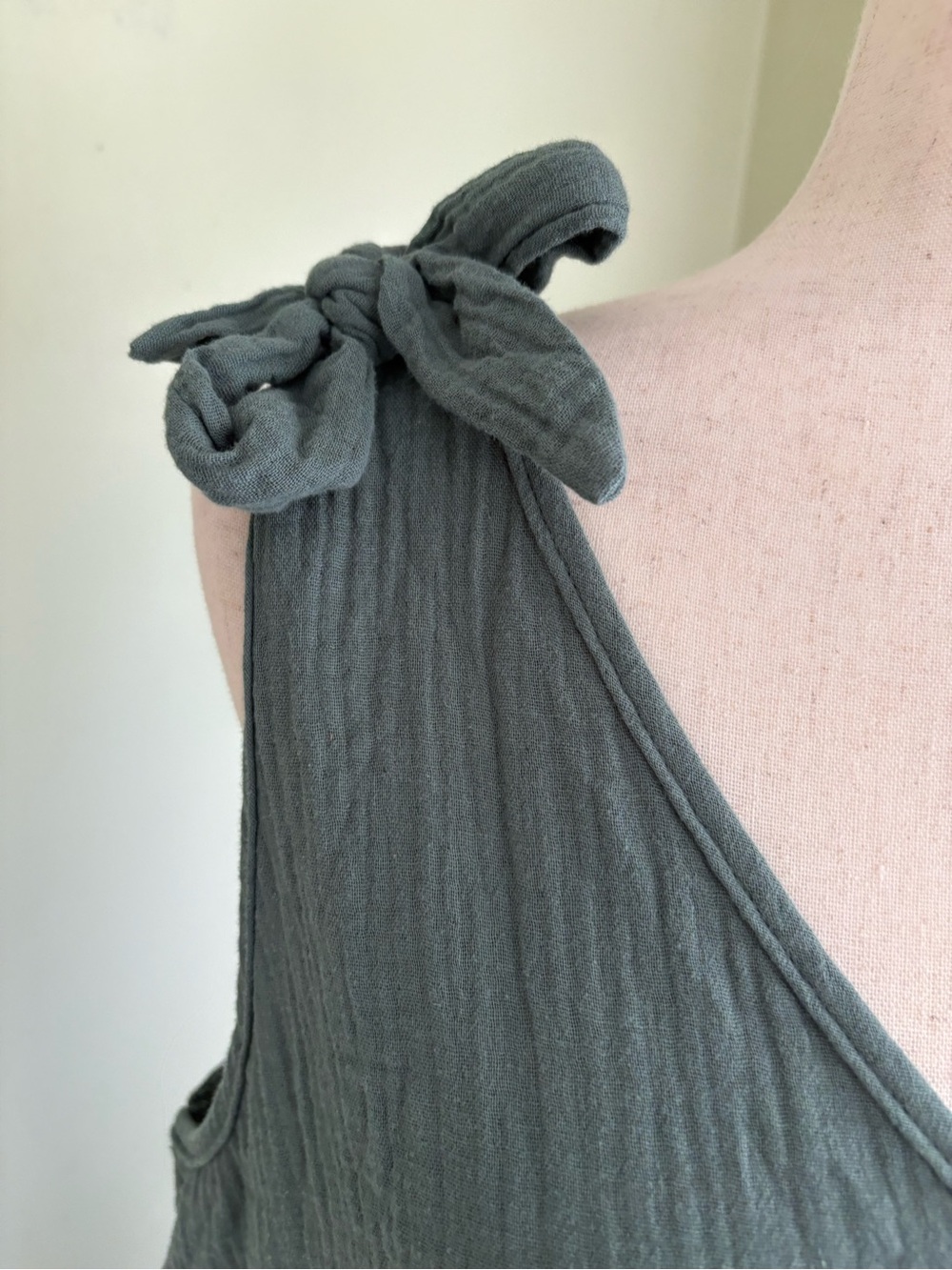 Cupshe Olive Green Tie-Shoulder V-Neck Swim Coverup - Picture 3 of 16